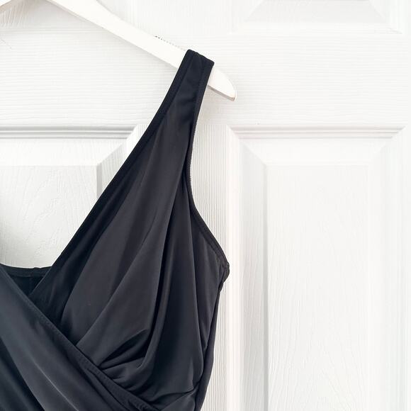 Miraclesuit Plus 81888W Black Faux Wrap One Piece Essential Bathing Suit 24W - Picture 6 of 9